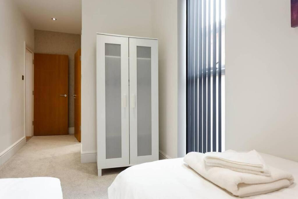 Stylish 2 Bed 2 Bath *Close To Beach And Centre With Parking* Bournemouth Eksteriør billede